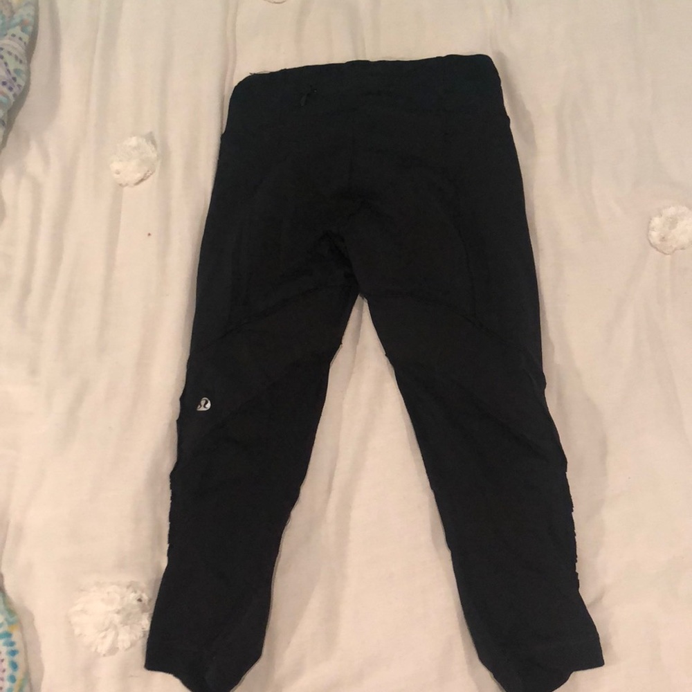 Lululemon cropped leggings size 2